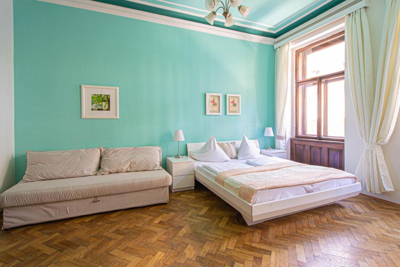 For Celebrations Spacious 3Bdr Apartment With Balcony Prag Exteriör bild