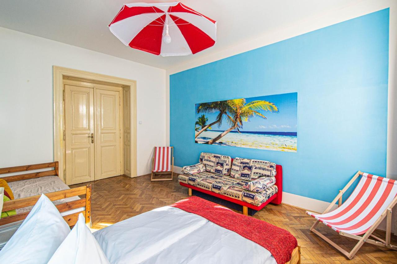For Celebrations Spacious 3Bdr Apartment With Balcony Prag Exteriör bild