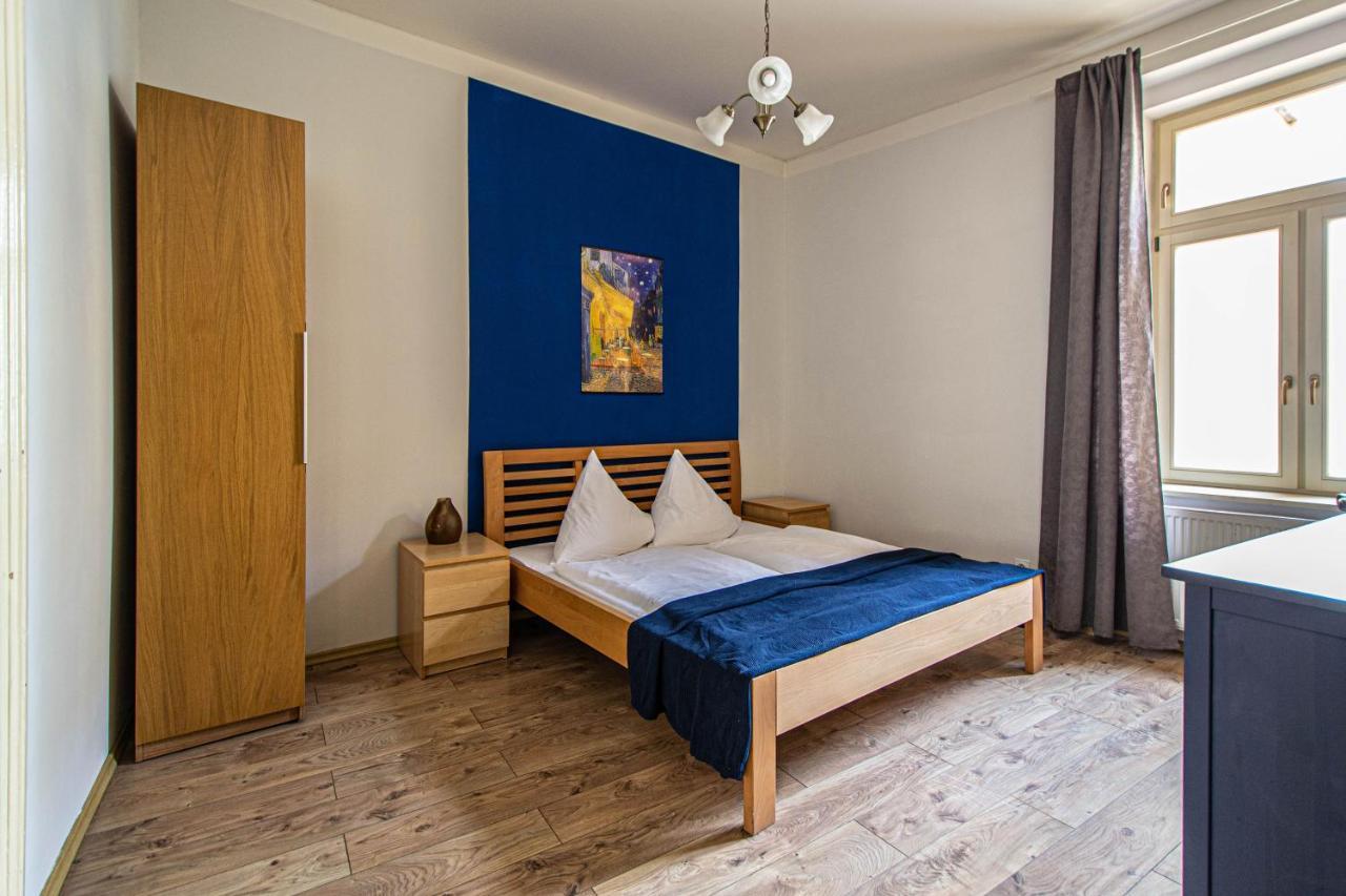 For Celebrations Spacious 3Bdr Apartment With Balcony Prag Exteriör bild